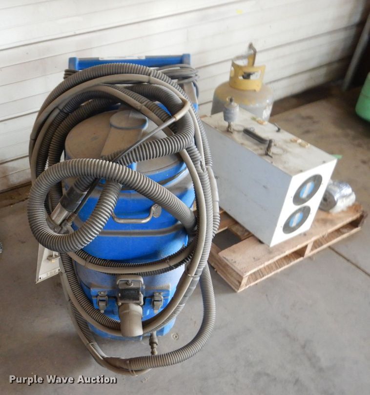 image for item IM9811 Samurai Matrix 160-60  upholstery cleaner