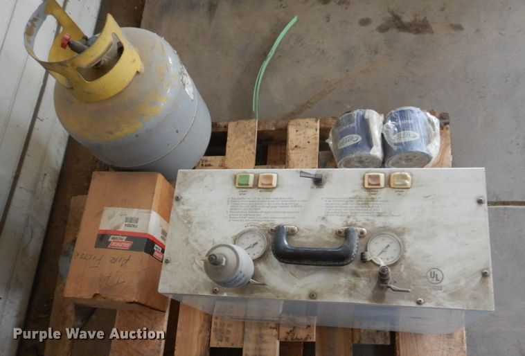 image for item IM9811 Samurai Matrix 160-60  upholstery cleaner