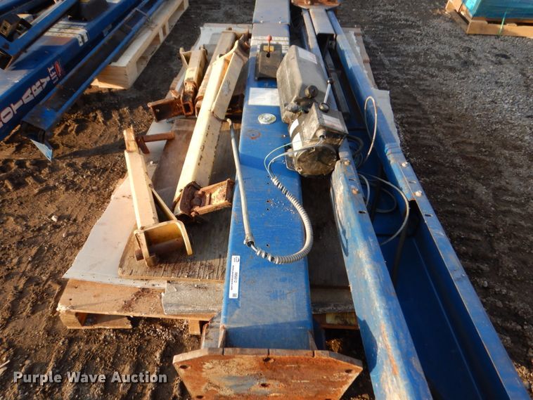 image for item IM9812 US Motors SPOA9-200  two post automotive lift