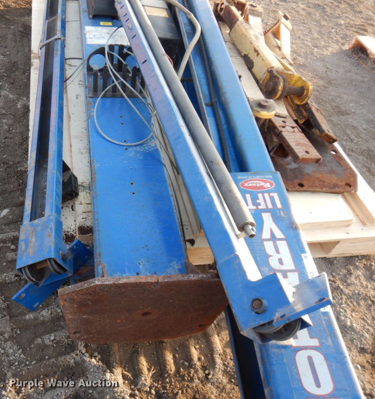 image for item IM9813 US Motors SPOA9-200  two post automotive lift