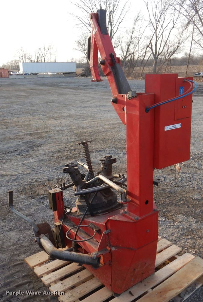 image for item IM9815 Hunter TC3250  tire machine