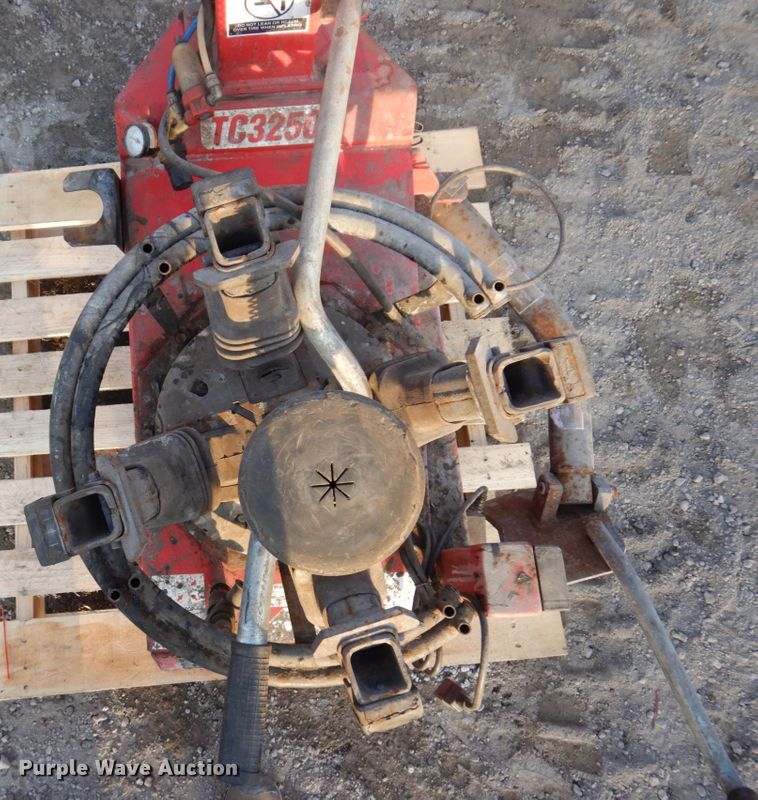 image for item IM9815 Hunter TC3250  tire machine