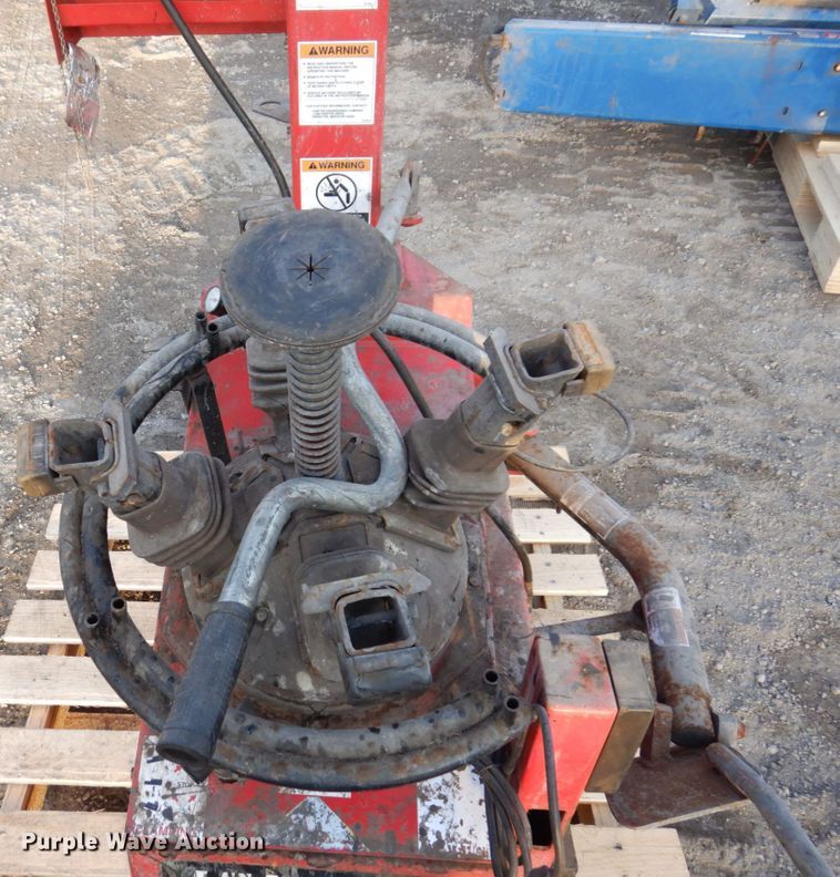 image for item IM9815 Hunter TC3250  tire machine