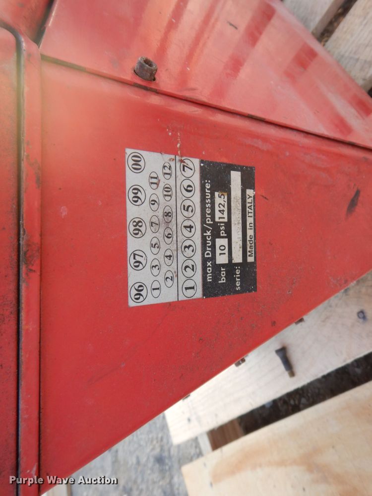 image for item IM9815 Hunter TC3250  tire machine