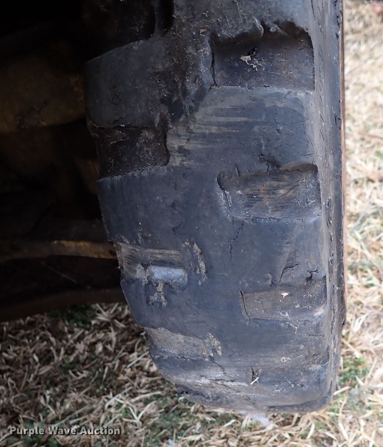 image for item IS9470 Hyster S30XL  forklift