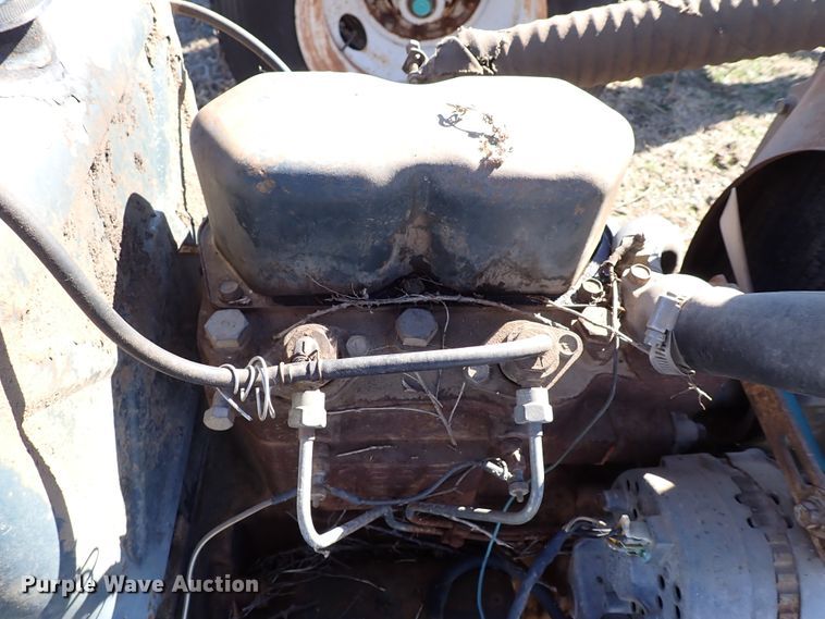 image for item IS9486 Mitsubishi D1800  tractor