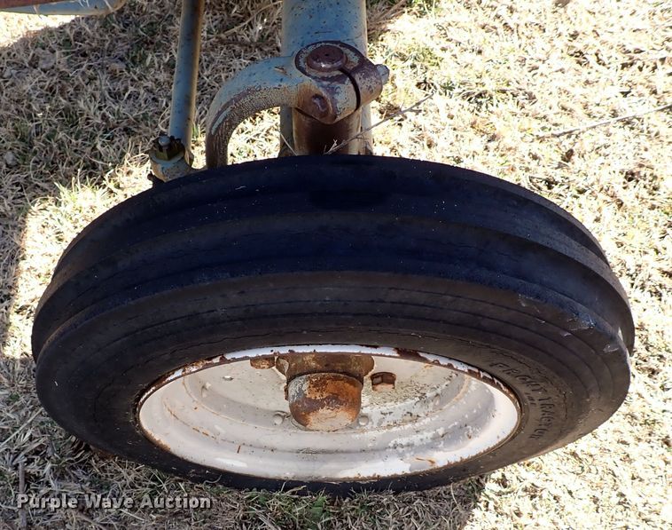 image for item IS9486 Mitsubishi D1800  tractor