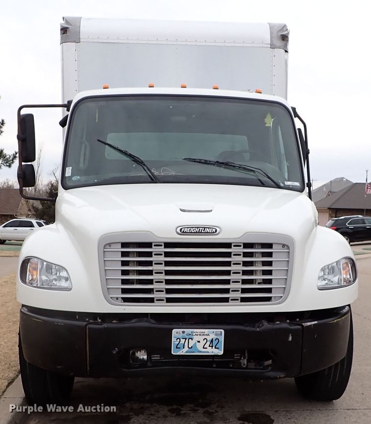 image for item IS9494 2007 Freightliner M2 106  box truck