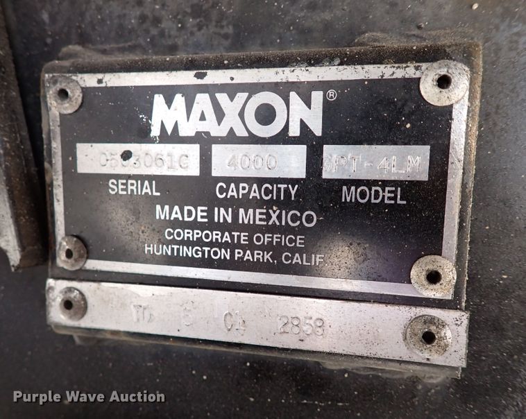 image for item IS9494 2007 Freightliner M2 106  box truck