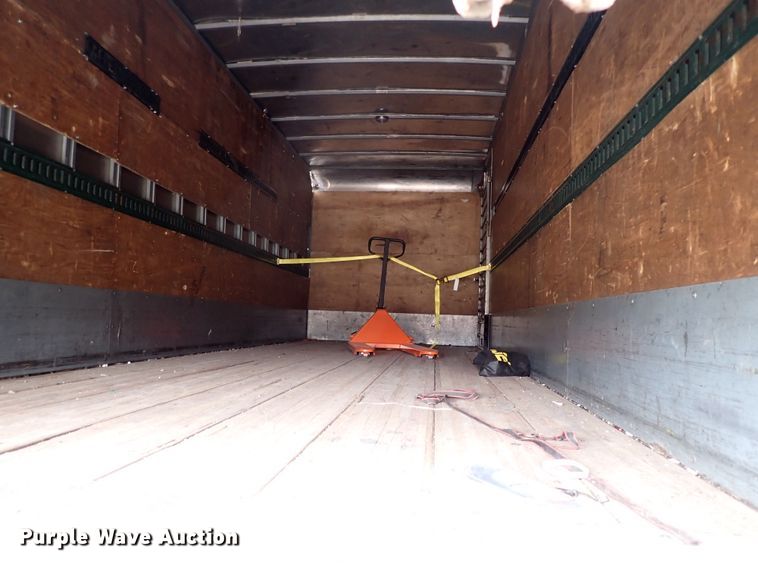 image for item IS9494 2007 Freightliner M2 106  box truck