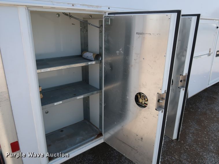 image for item IY9120 2013 Chevrolet Express G3500  box truck