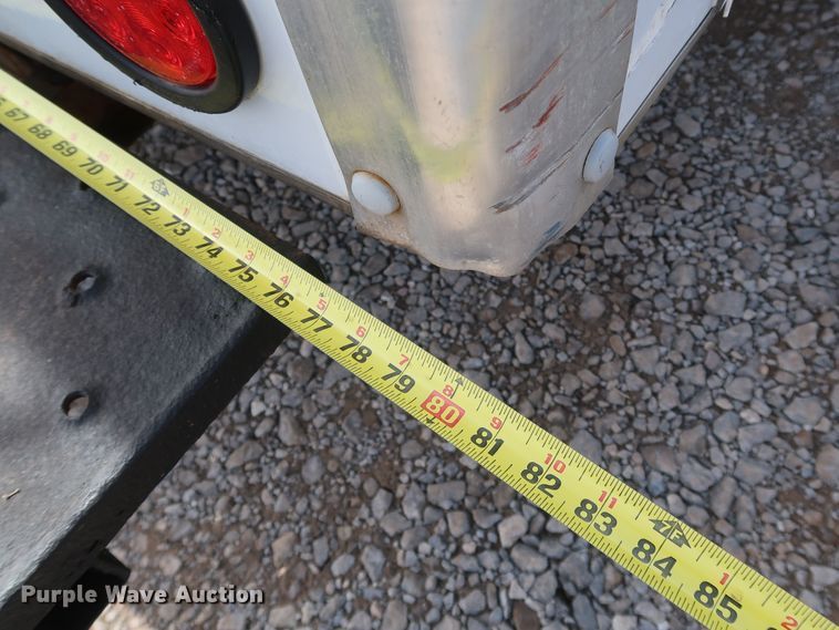 image for item IY9120 2013 Chevrolet Express G3500  box truck