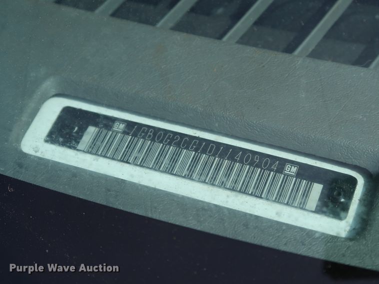 image for item IY9120 2013 Chevrolet Express G3500  box truck