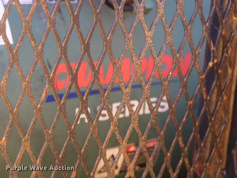 image for item IY9126 2015 Chevrolet Silverado 3500HD  utility bed pickup truck