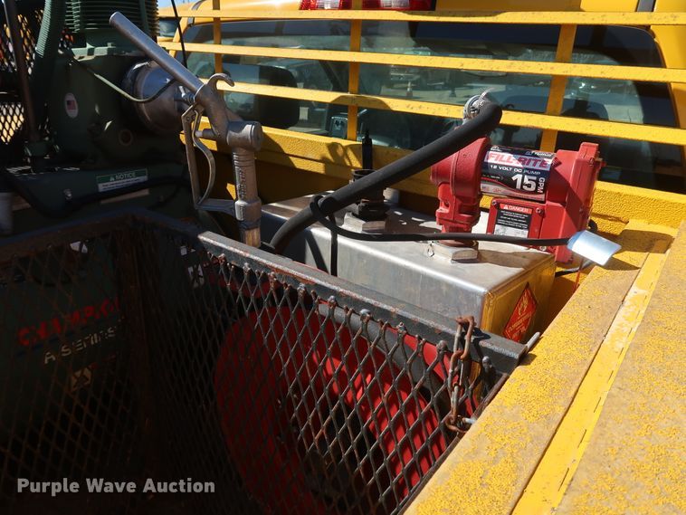 image for item IY9126 2015 Chevrolet Silverado 3500HD  utility bed pickup truck