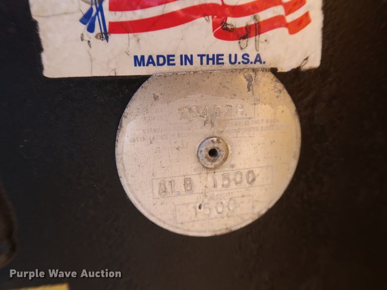 image for item IY9127 2015 Chevrolet Silverado 3500HD  utility bed pickup truck