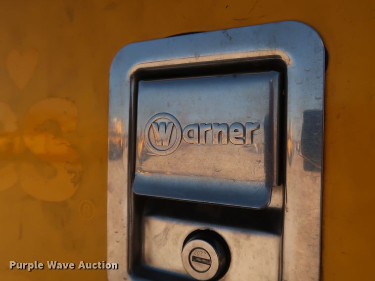 image for item IY9128 2015 Ford F350 Super Duty  utility bed pickup truck