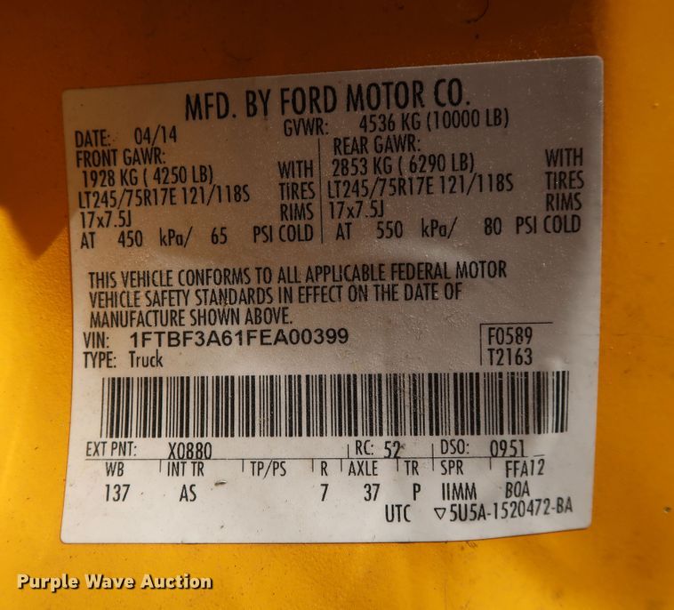 image for item IY9128 2015 Ford F350 Super Duty  utility bed pickup truck