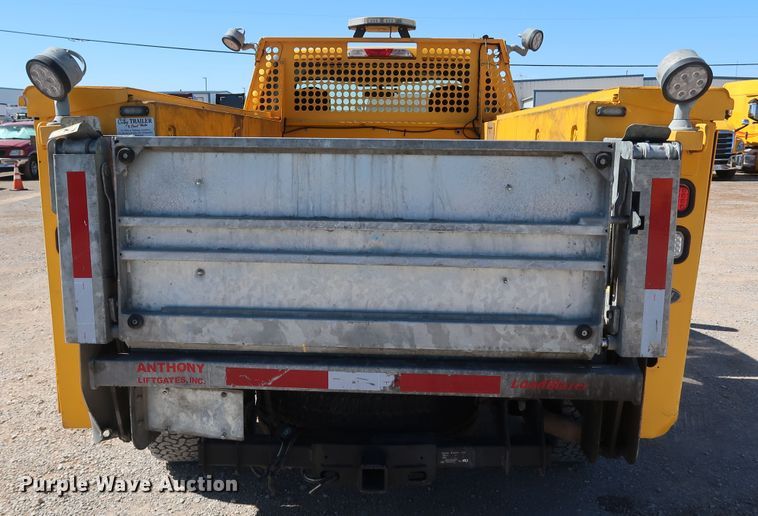 image for item IY9130 2017 Ford F350 Super Duty XL  utility bed pickup truck