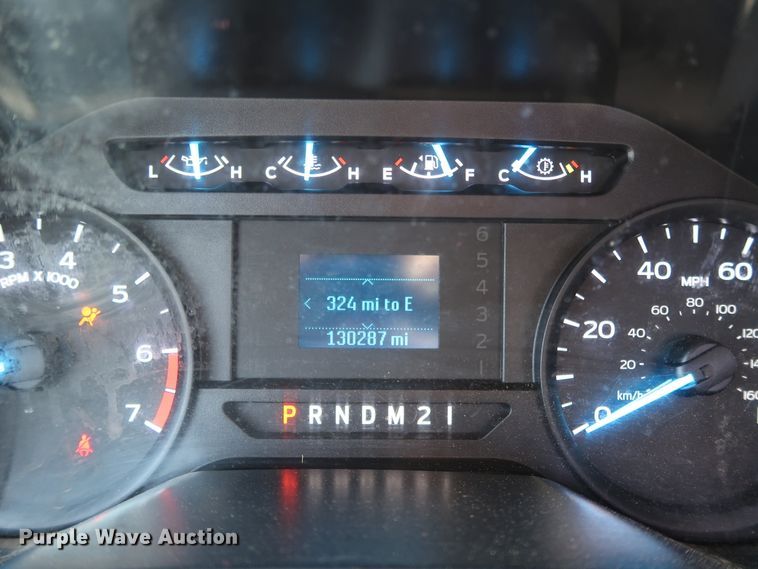 image for item IY9130 2017 Ford F350 Super Duty XL  utility bed pickup truck