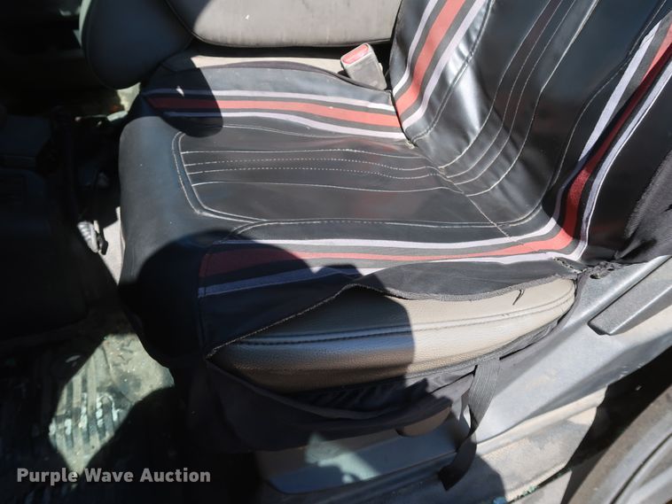 image for item IY9130 2017 Ford F350 Super Duty XL  utility bed pickup truck