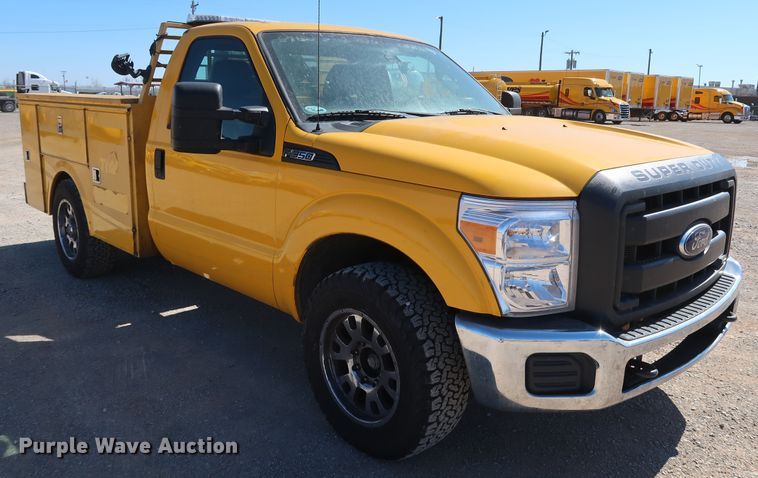 image for item IY9135 2014 Ford F350 Super Duty  utility bed pickup truck