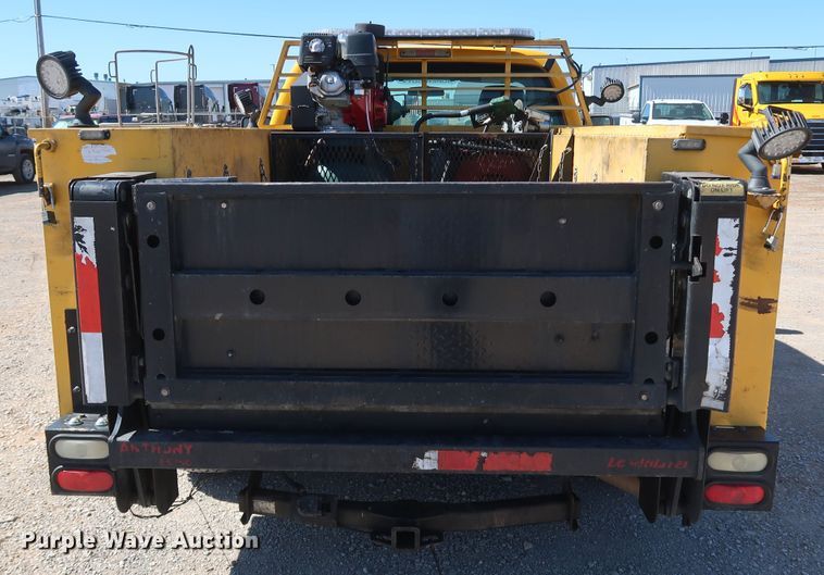 image for item IY9135 2014 Ford F350 Super Duty  utility bed pickup truck