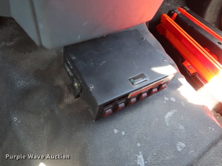 image for item IY9135 2014 Ford F350 Super Duty  utility bed pickup truck