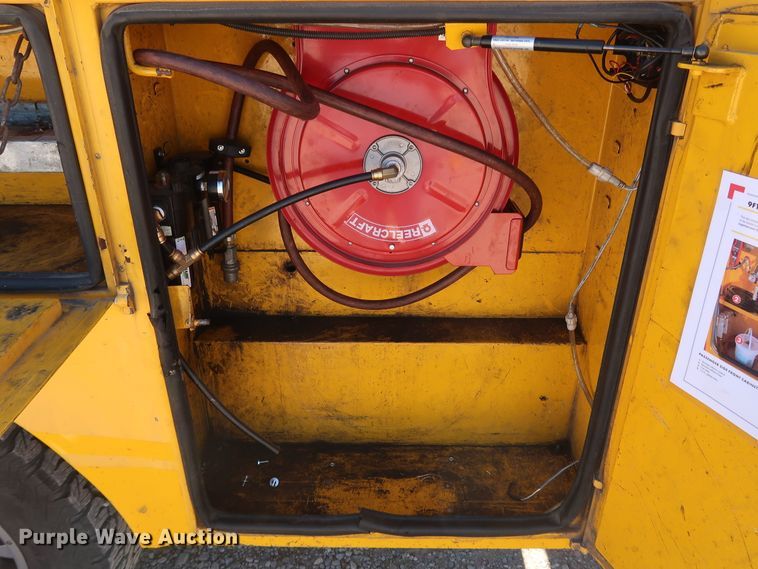 image for item IY9135 2014 Ford F350 Super Duty  utility bed pickup truck