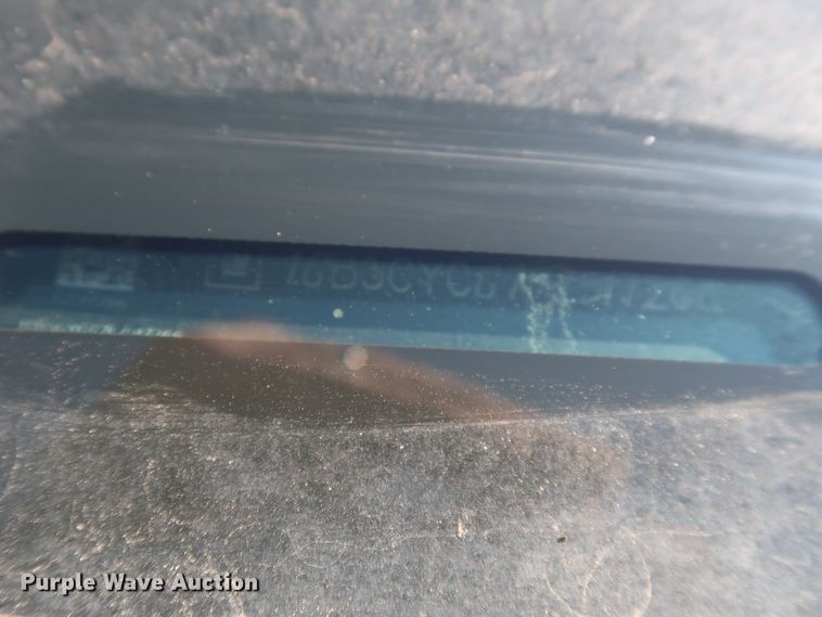 image for item IY9137 2015 Chevrolet Silverado 3500HD  utility bed pickup truck