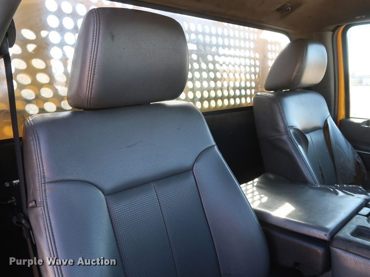 image for item IY9141 2016 Ford F350 Super Duty  utility bed pickup truck