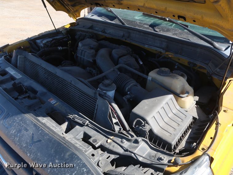 image for item IY9141 2016 Ford F350 Super Duty  utility bed pickup truck