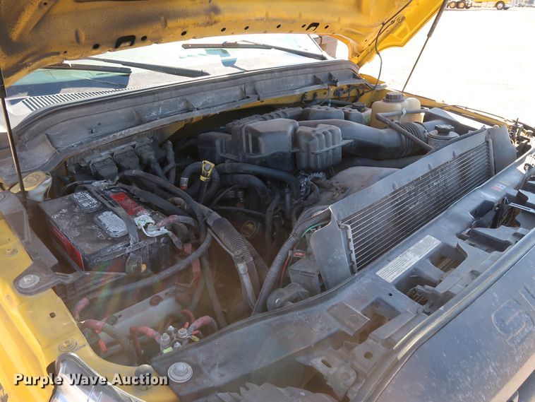 image for item IY9141 2016 Ford F350 Super Duty  utility bed pickup truck