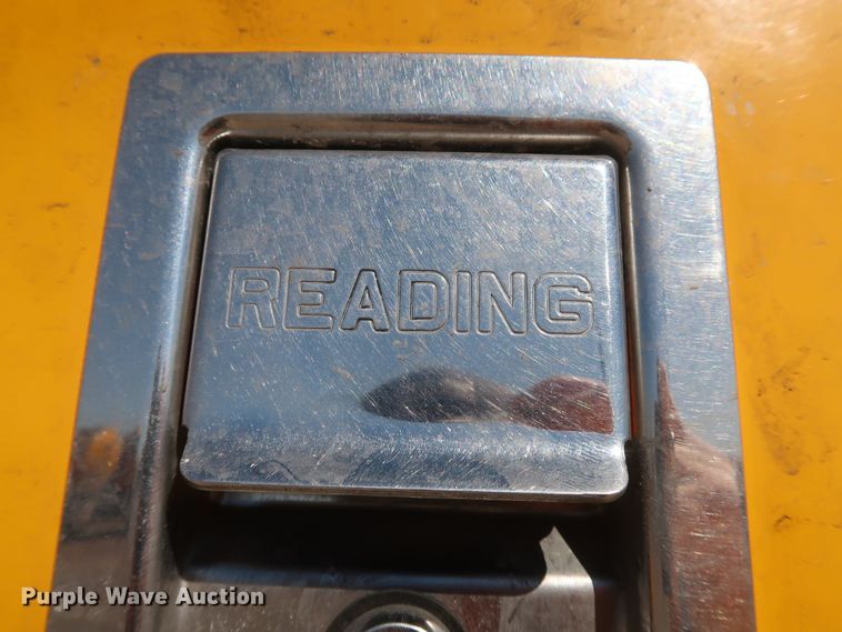 image for item IY9141 2016 Ford F350 Super Duty  utility bed pickup truck