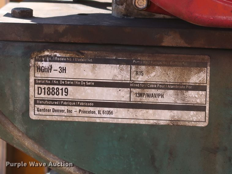 image for item IY9141 2016 Ford F350 Super Duty  utility bed pickup truck