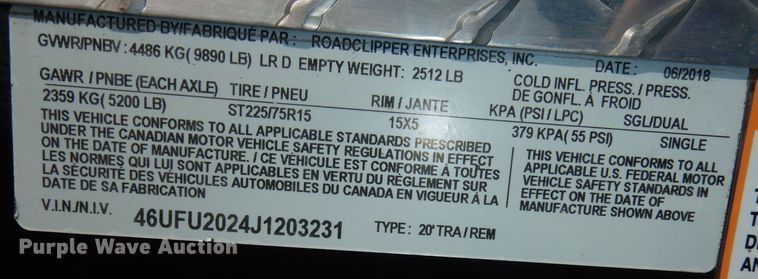 image for item JE9574 2018 Diamond C  car trailer