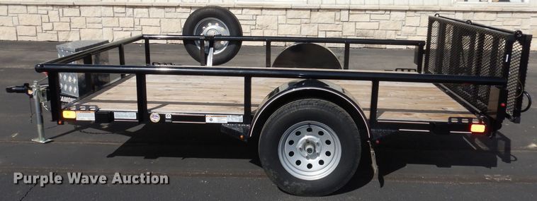 image for item JE9576 2018 Diamond C  utility trailer