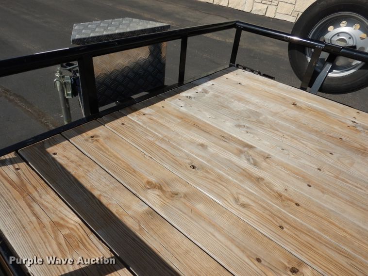 image for item JE9576 2018 Diamond C  utility trailer