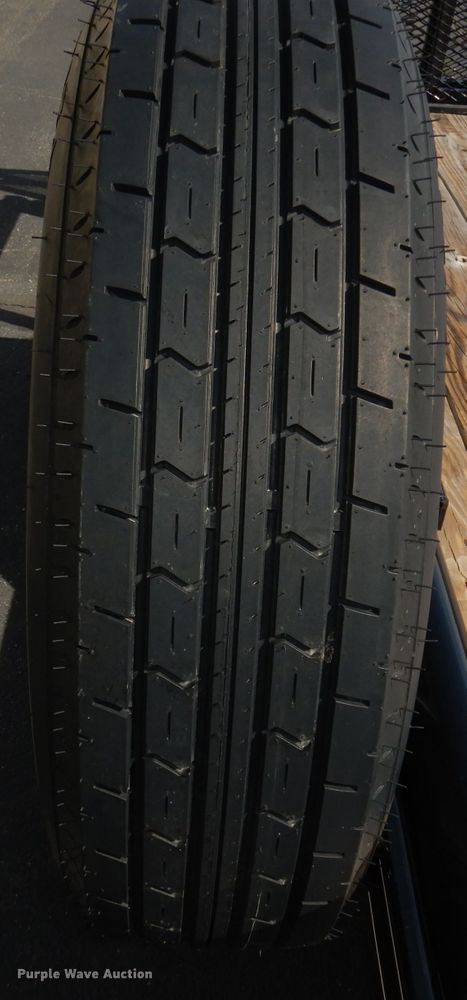 image for item JE9576 2018 Diamond C  utility trailer