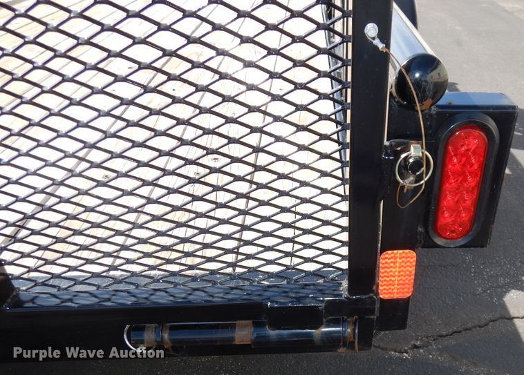 image for item JE9576 2018 Diamond C  utility trailer