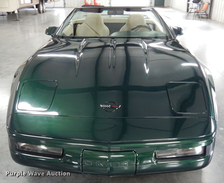 image for item JE9616 1994 Chevrolet Corvette 2LT  convertible