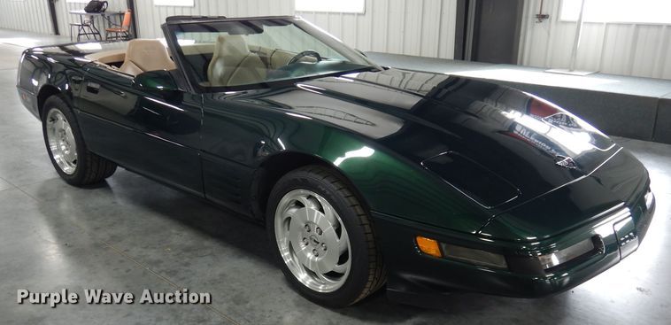image for item JE9616 1994 Chevrolet Corvette 2LT  convertible