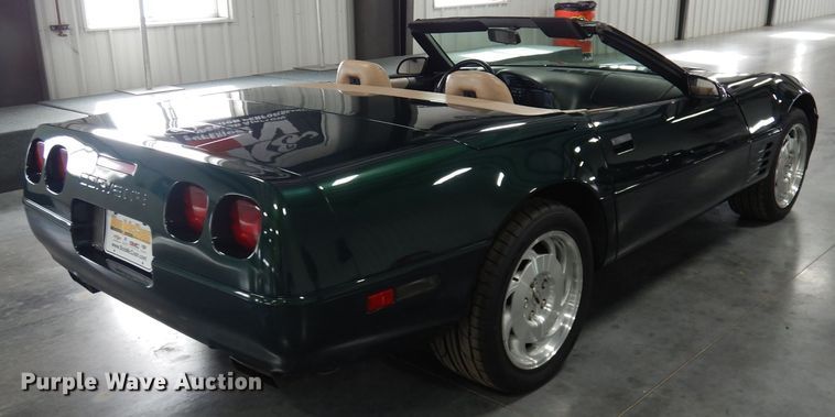image for item JE9616 1994 Chevrolet Corvette 2LT  convertible