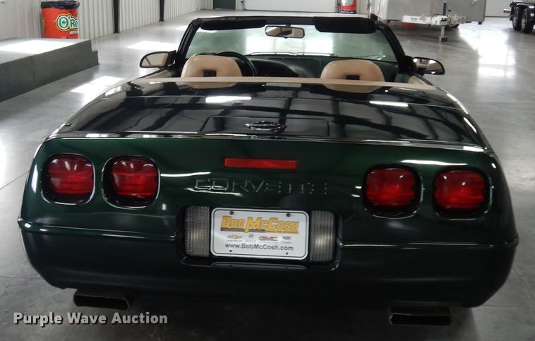 image for item JE9616 1994 Chevrolet Corvette 2LT  convertible