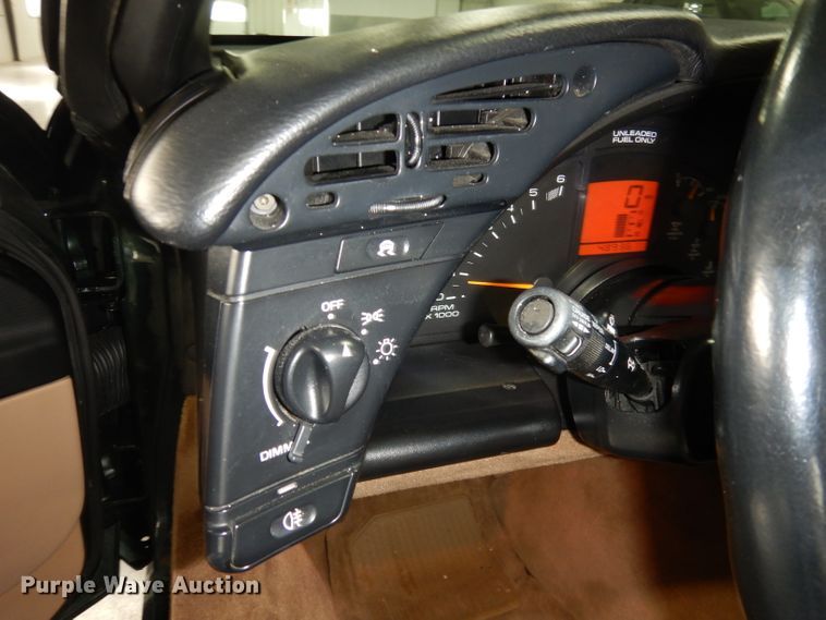 image for item JE9616 1994 Chevrolet Corvette 2LT  convertible