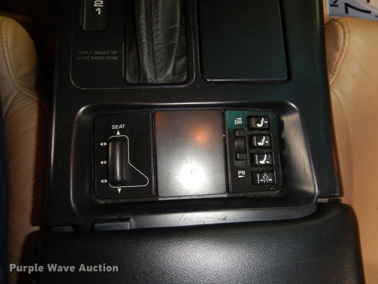 image for item JE9616 1994 Chevrolet Corvette 2LT  convertible