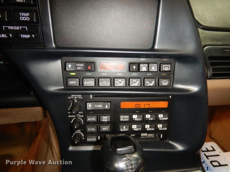 image for item JE9616 1994 Chevrolet Corvette 2LT  convertible