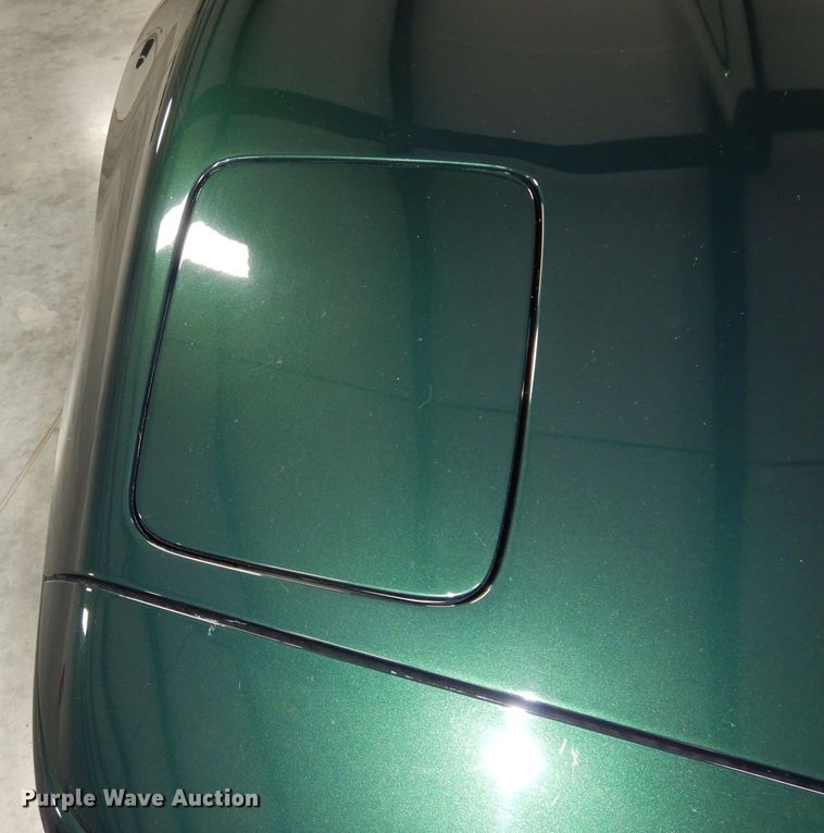 image for item JE9616 1994 Chevrolet Corvette 2LT  convertible