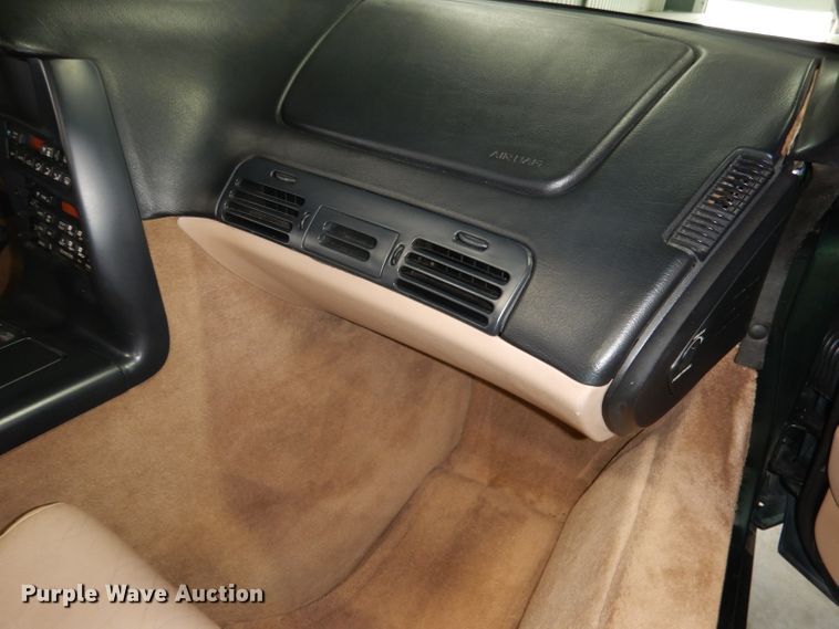 image for item JE9616 1994 Chevrolet Corvette 2LT  convertible