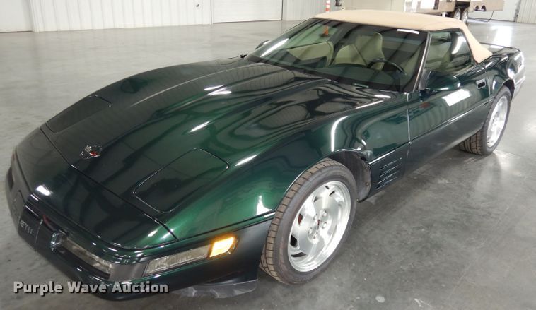 image for item JE9616 1994 Chevrolet Corvette 2LT  convertible